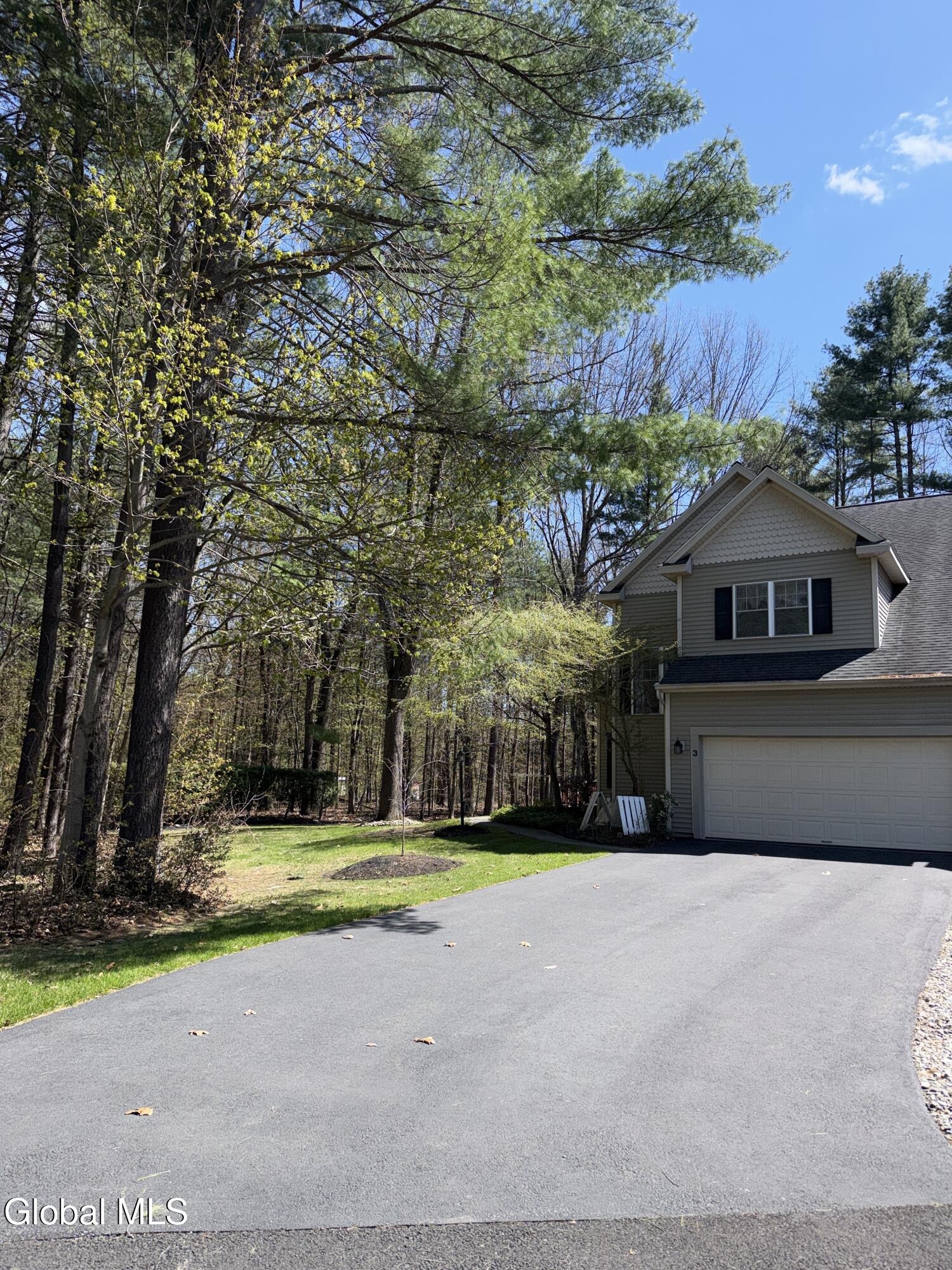 3 Donegal Way Saratoga Springs NY 12866
