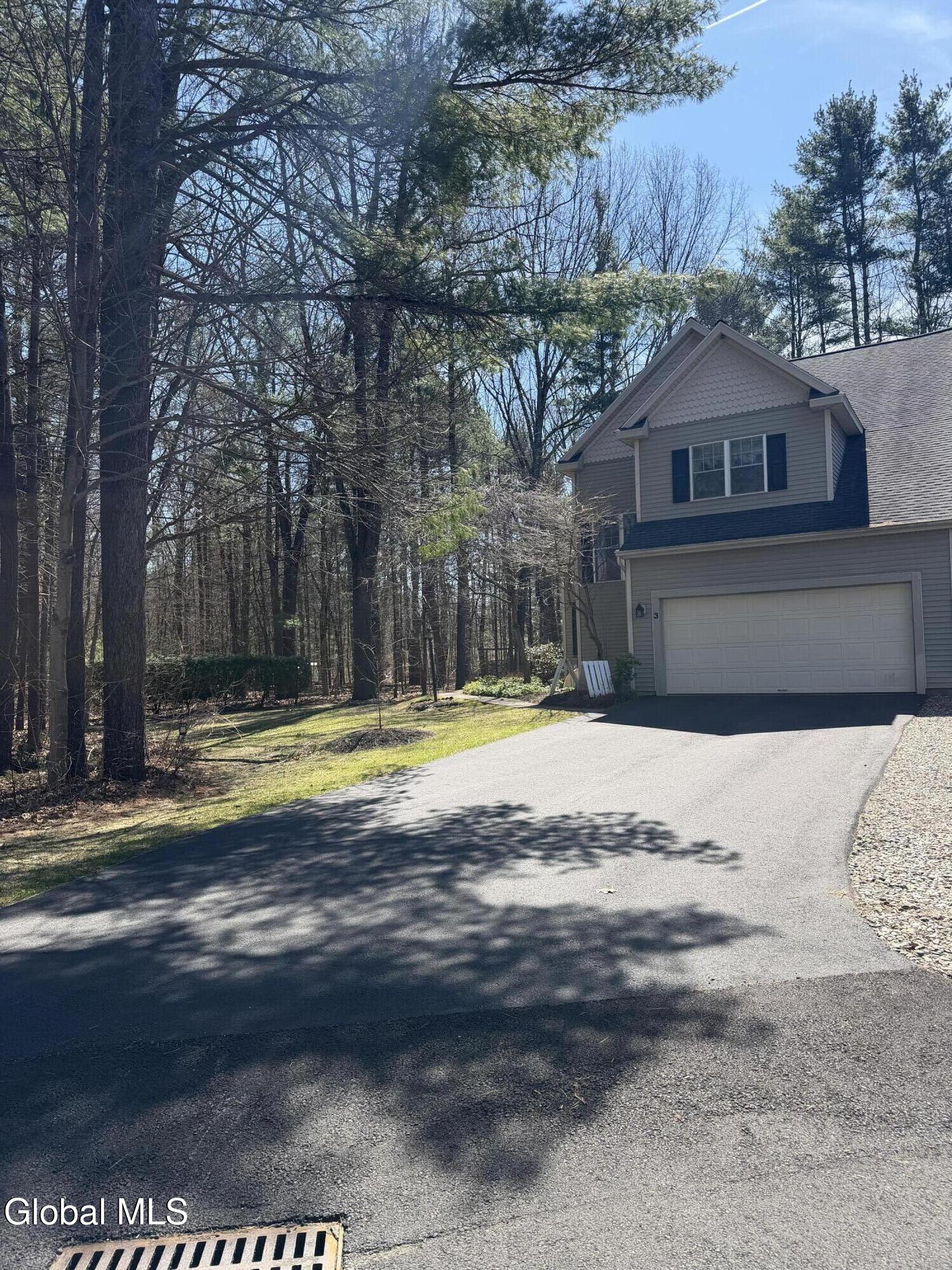3 Donegal Way Saratoga Springs NY 12866