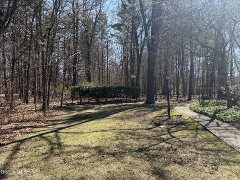 3 Donegal Way Saratoga Springs NY 12866