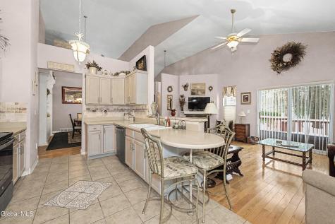 3 Donegal Way Saratoga Springs NY 12866