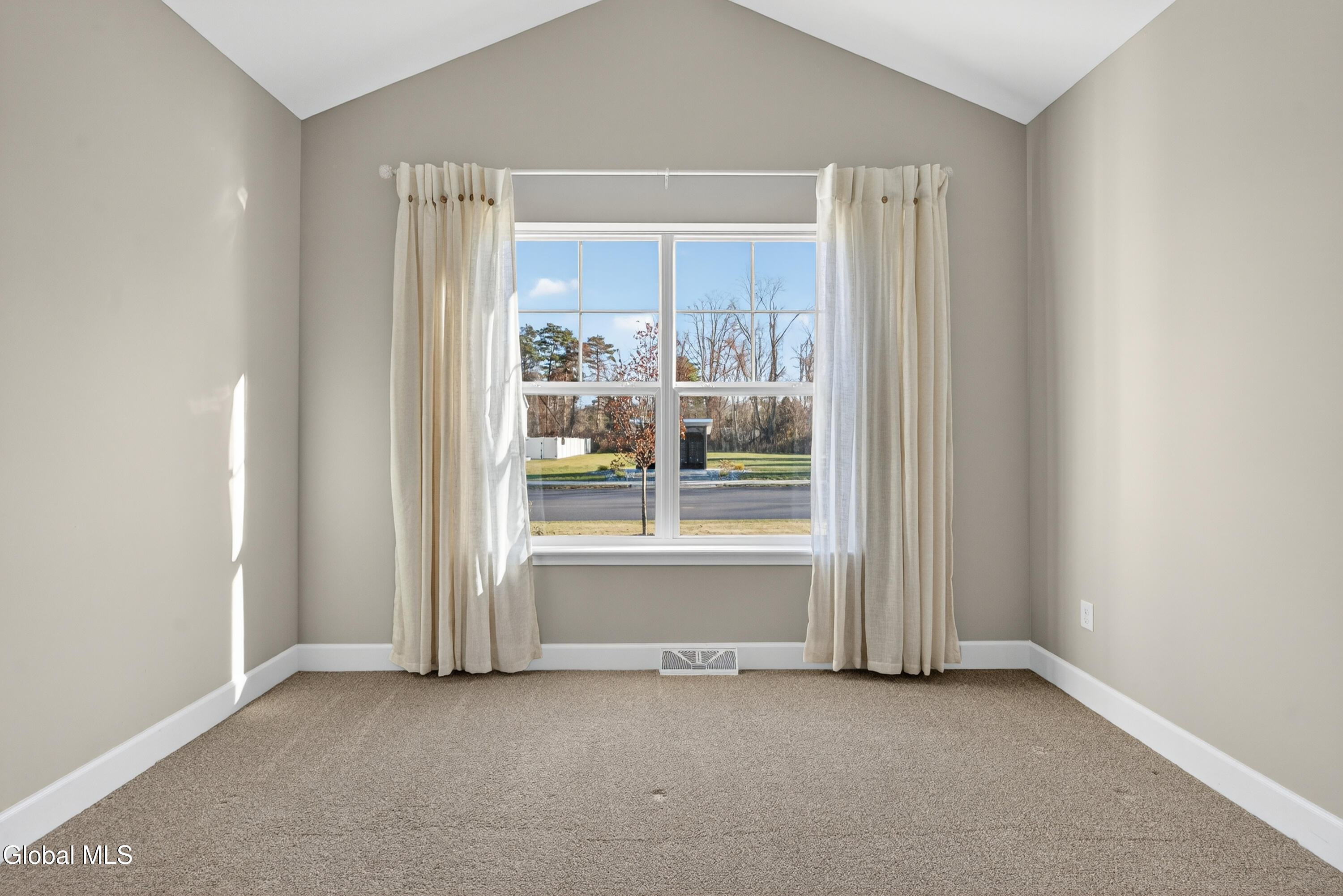 1B Cloverleaf Court East Greenbush NY 12061