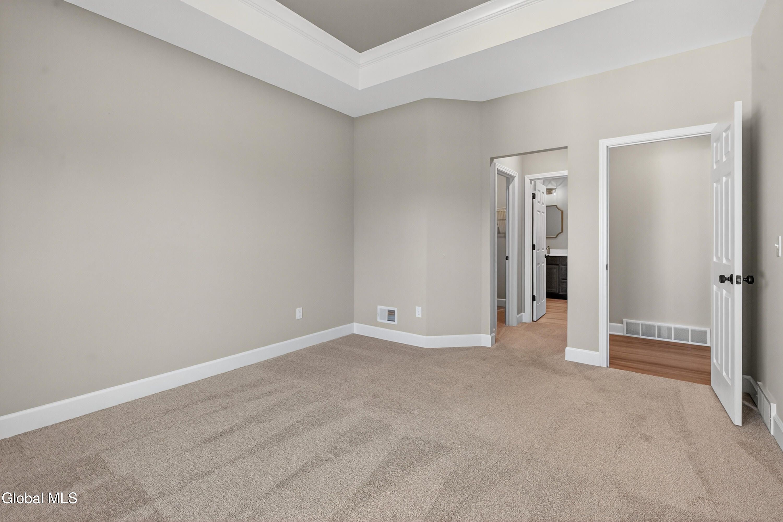 1B Cloverleaf Court East Greenbush NY 12061
