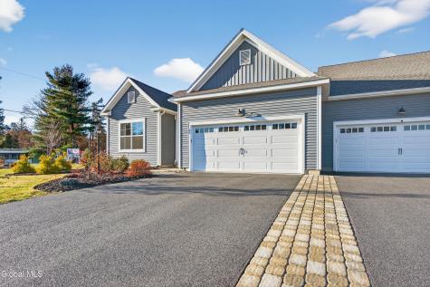 1B Cloverleaf Court East Greenbush NY 12061