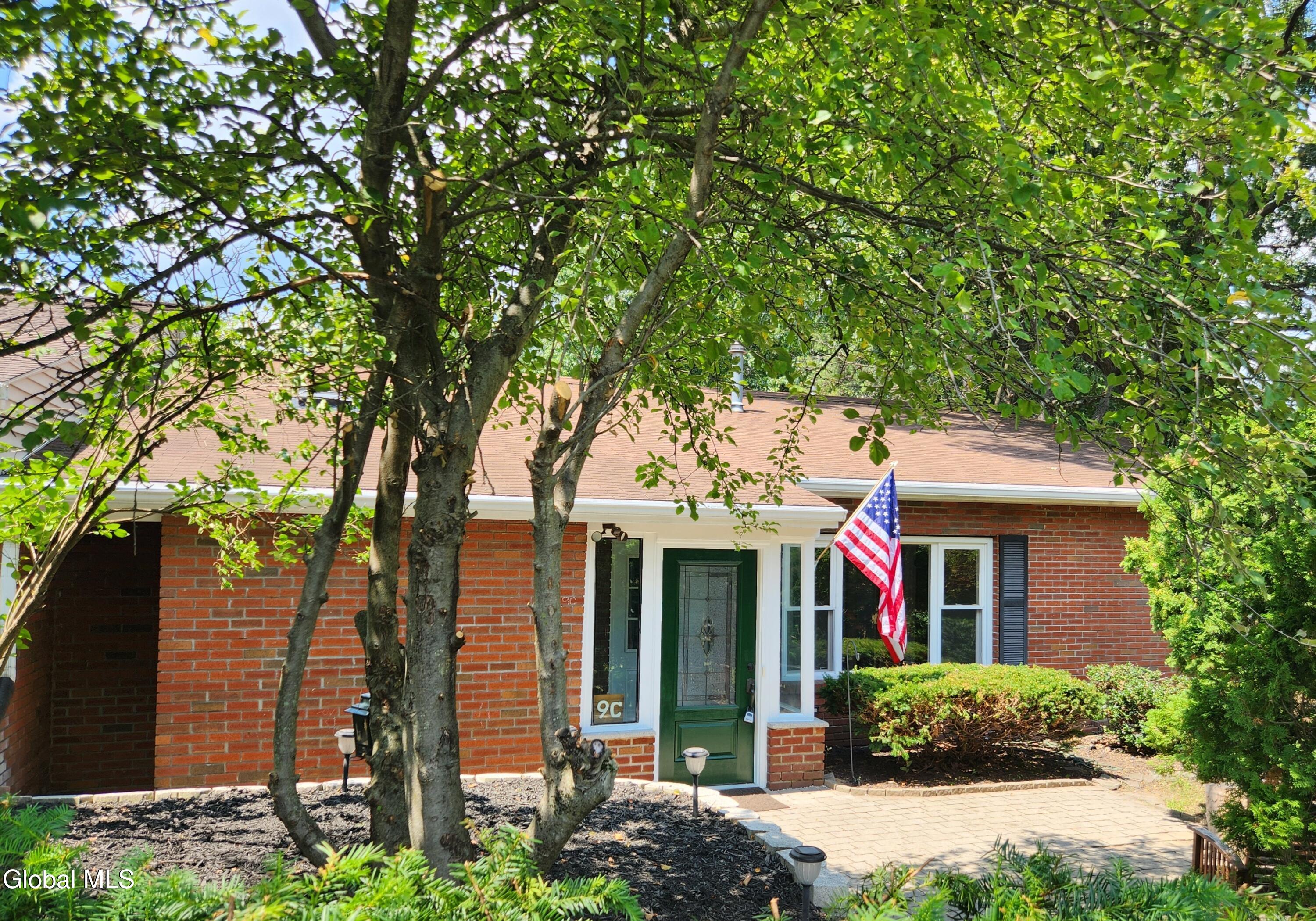 9C La Costa Drive Clifton Park NY 12065
