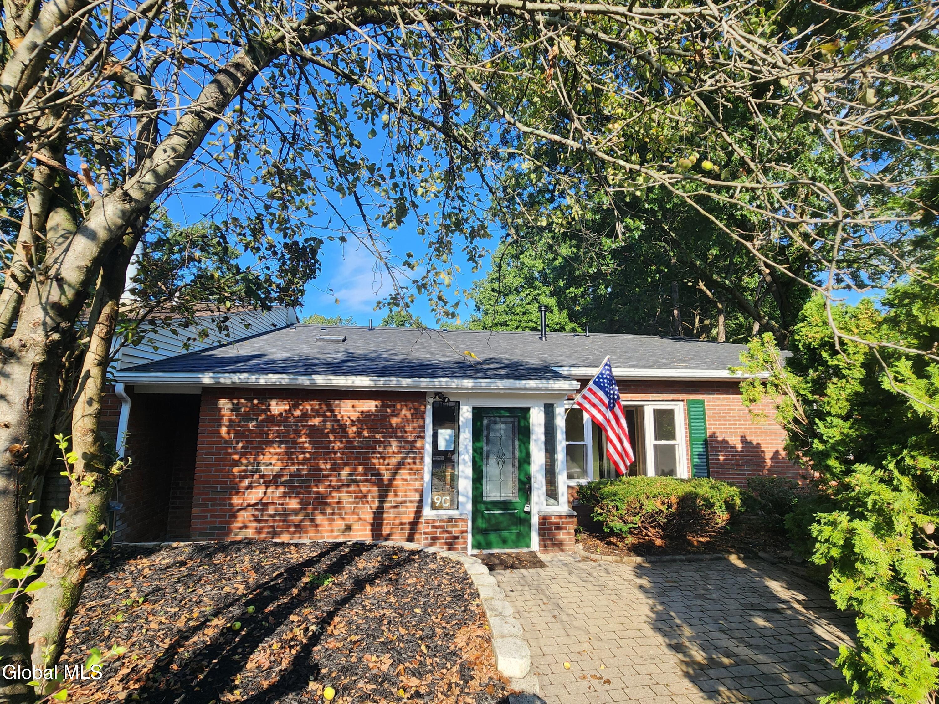 9C La Costa Drive Clifton Park NY 12065