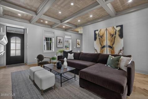122 Regent Street Saratoga Springs NY 12866