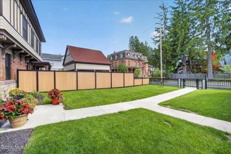 122 Regent Street Saratoga Springs NY 12866