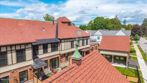 122 Regent Street Saratoga Springs NY 12866