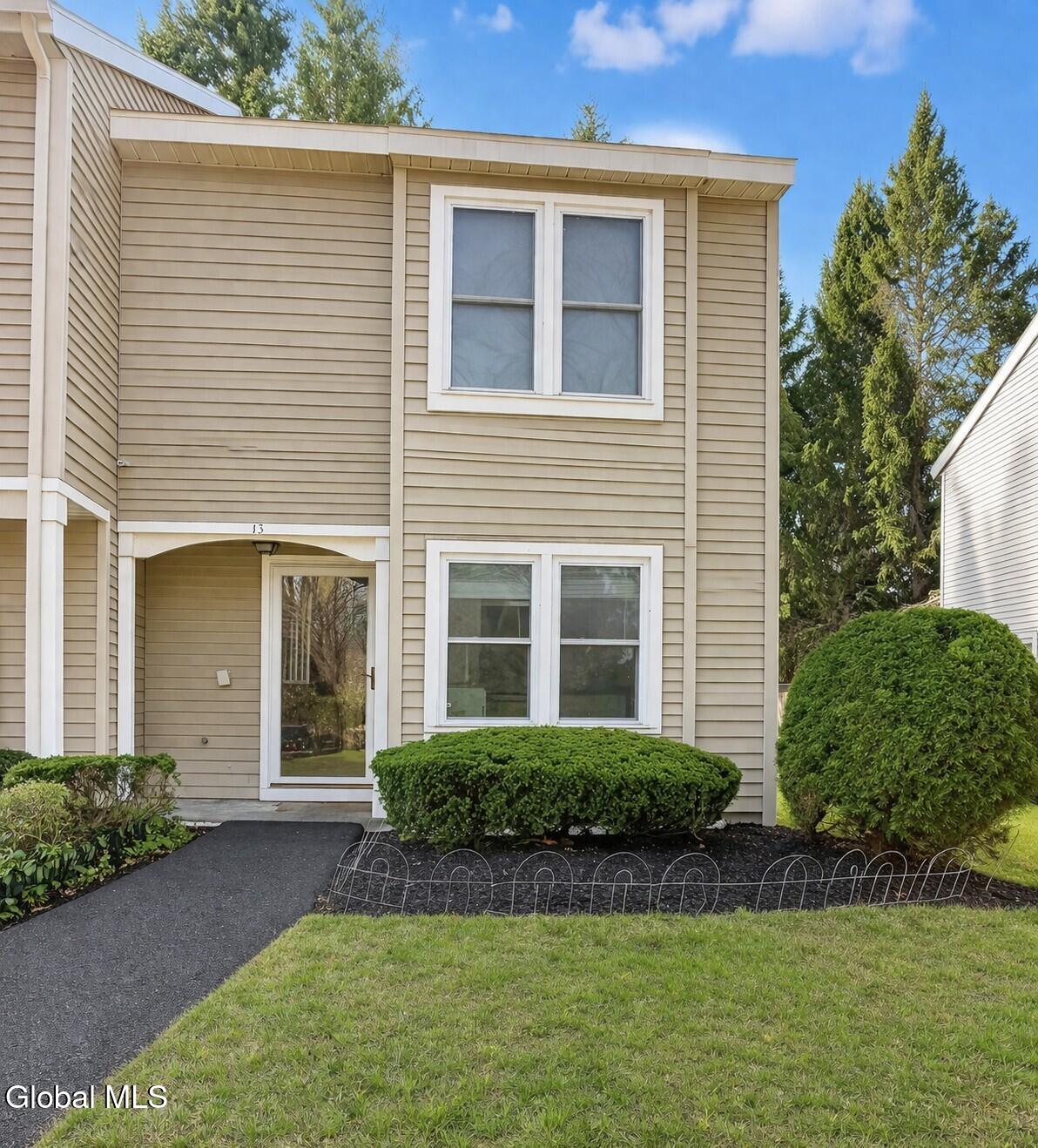 13 Raleigh Drive Halfmoon NY 12065