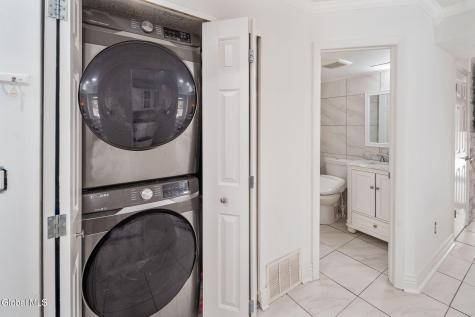 13 Raleigh Drive Halfmoon NY 12065