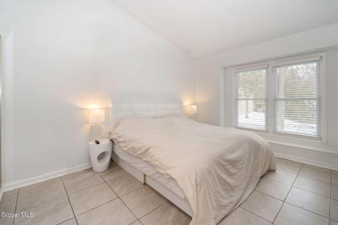 13 Raleigh Drive Halfmoon NY 12065