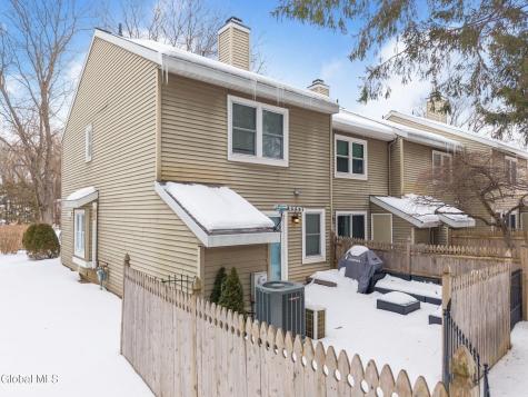 13 Raleigh Drive Halfmoon NY 12065