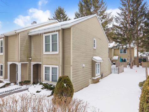 13 Raleigh Drive Halfmoon NY 12065