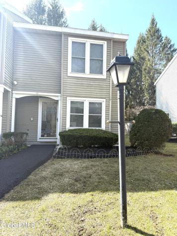 13 Raleigh Drive Halfmoon NY 12065