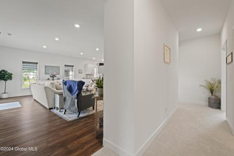 17 Wardley Circle Cohoes NY 12047