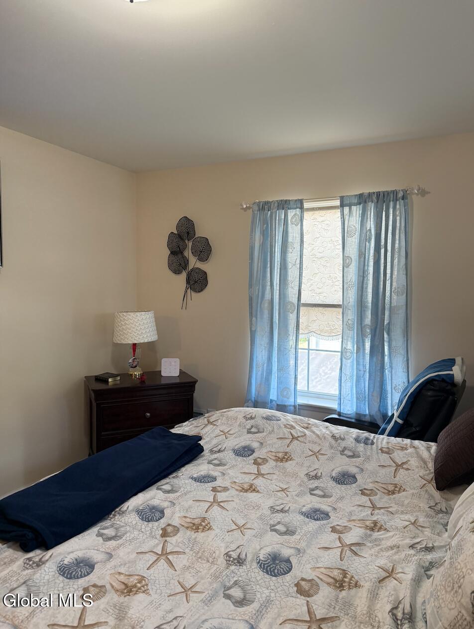 312 Willow Court Amsterdam NY 12010