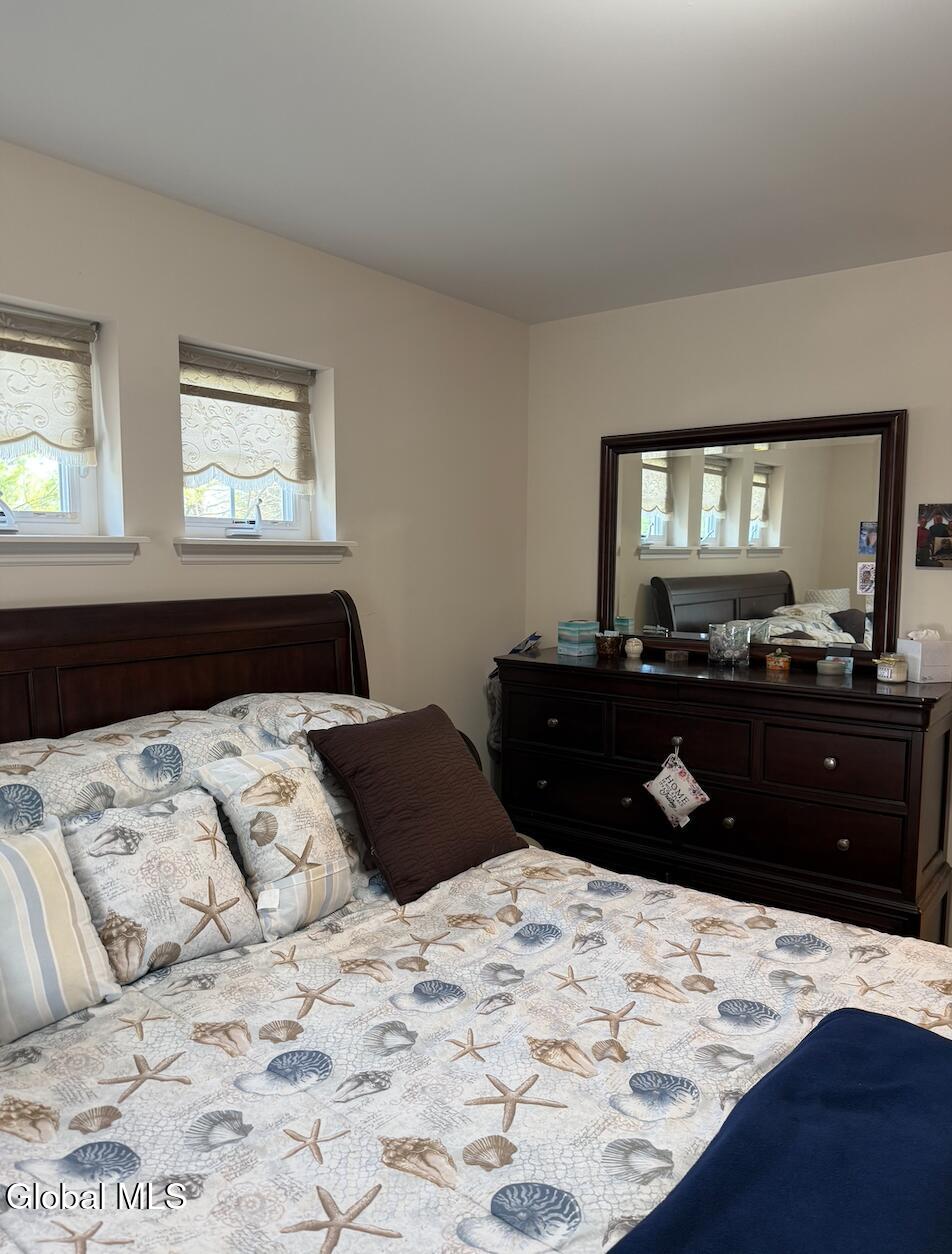 312 Willow Court Amsterdam NY 12010