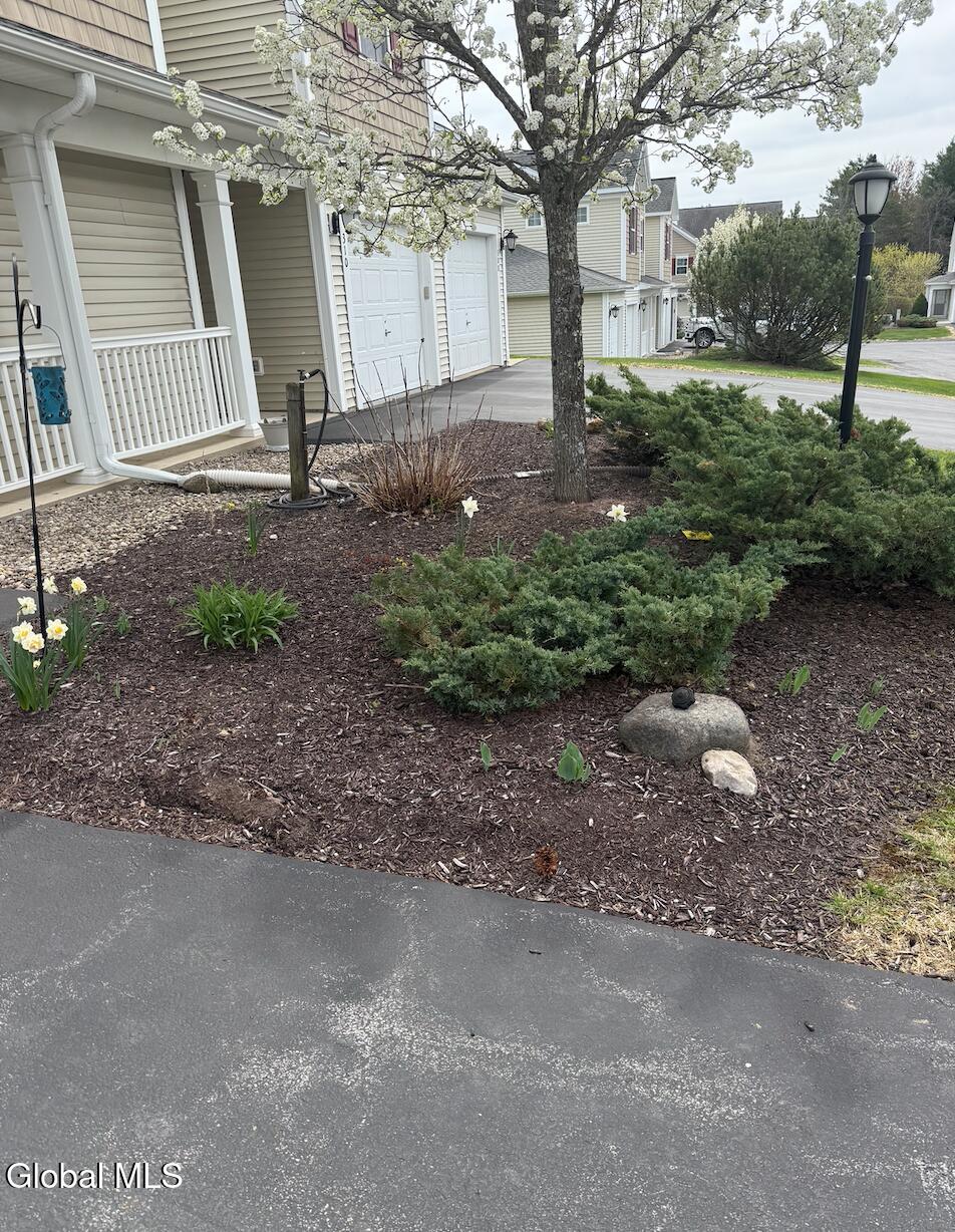 312 Willow Court Amsterdam NY 12010