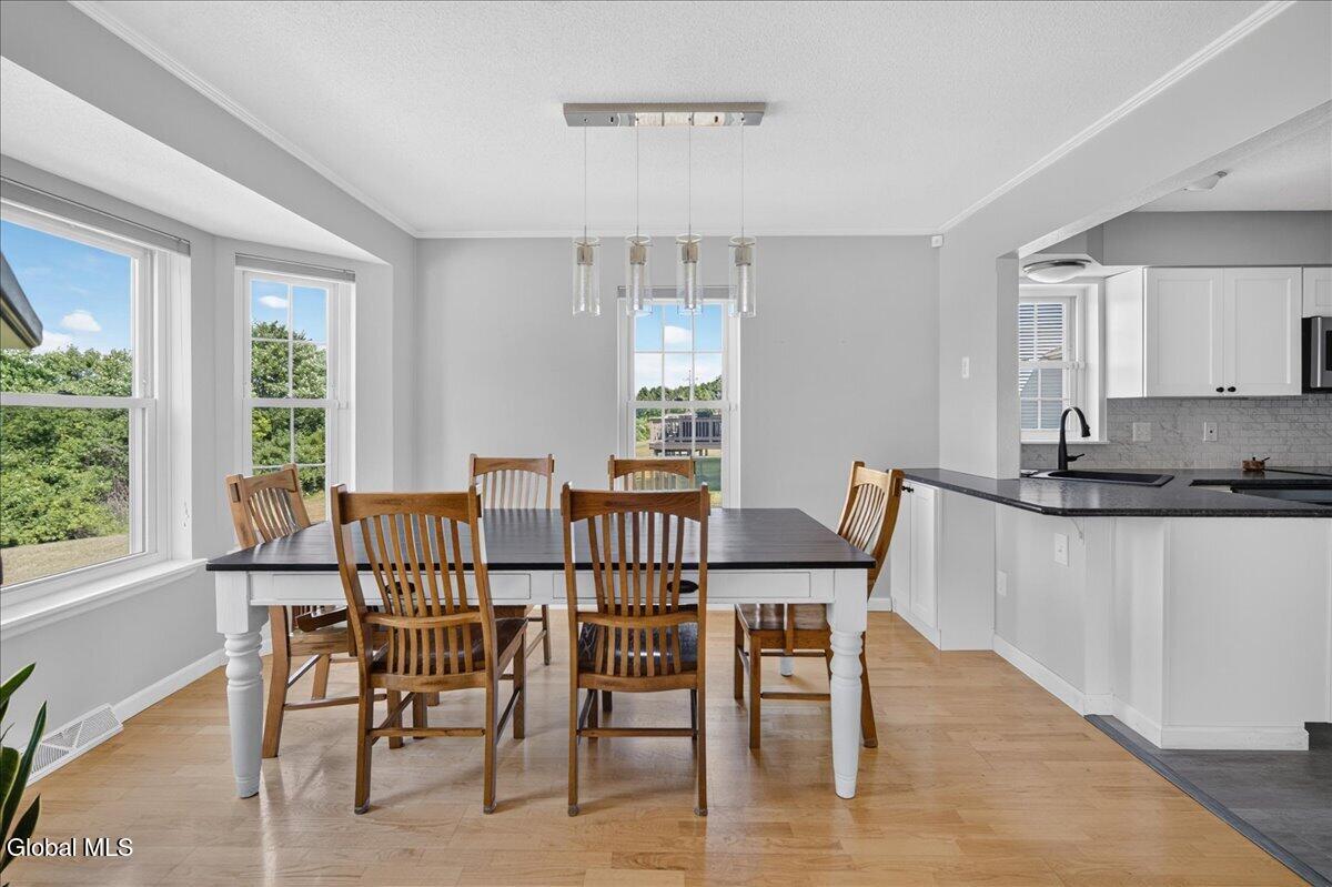 3 Highpointe Drive Troy NY 12182