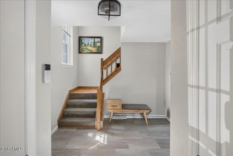 3 Highpointe Drive Troy NY 12182