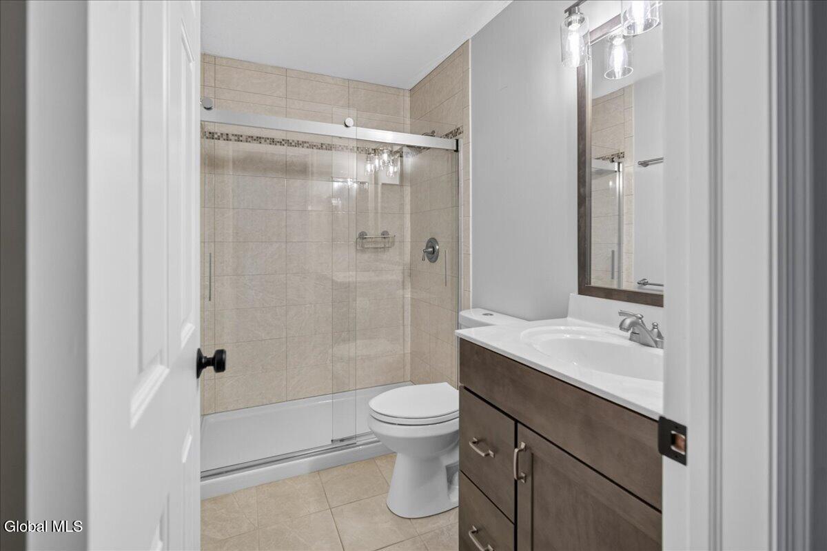 3 Highpointe Drive Troy NY 12182