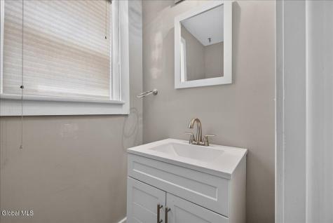 164 Lark Street Albany NY 12210