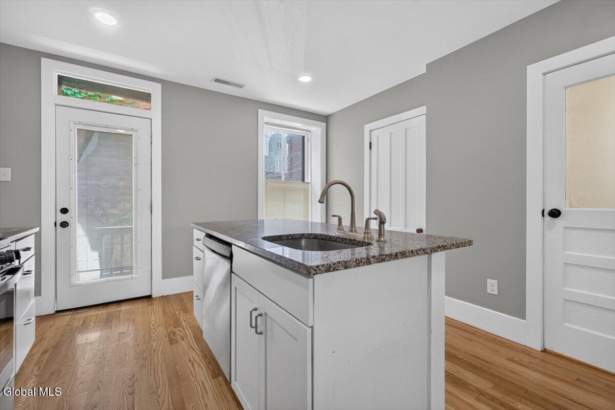 164 Lark Street Albany NY 12210