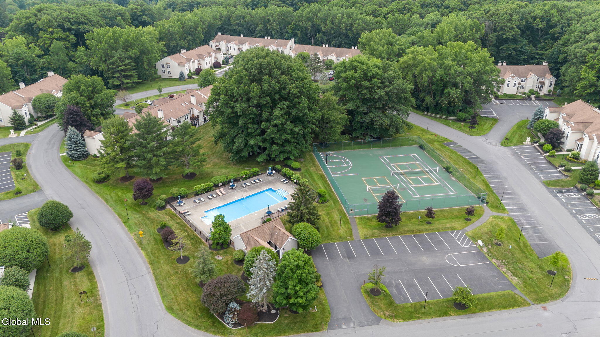 4501 S Foxwood Drive Clifton Park NY 12065