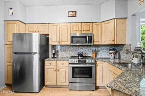 4501 S Foxwood Drive Clifton Park NY 12065