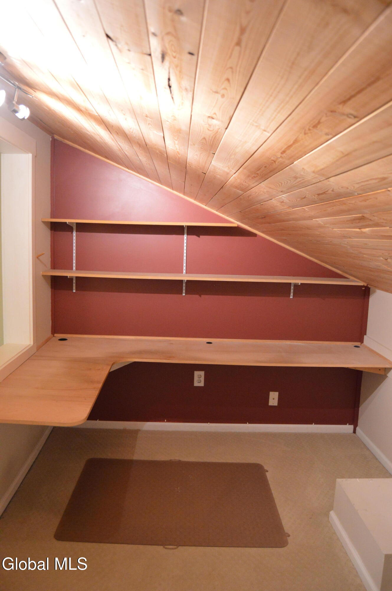 20 Lexington Drive Clifton Park NY 12065