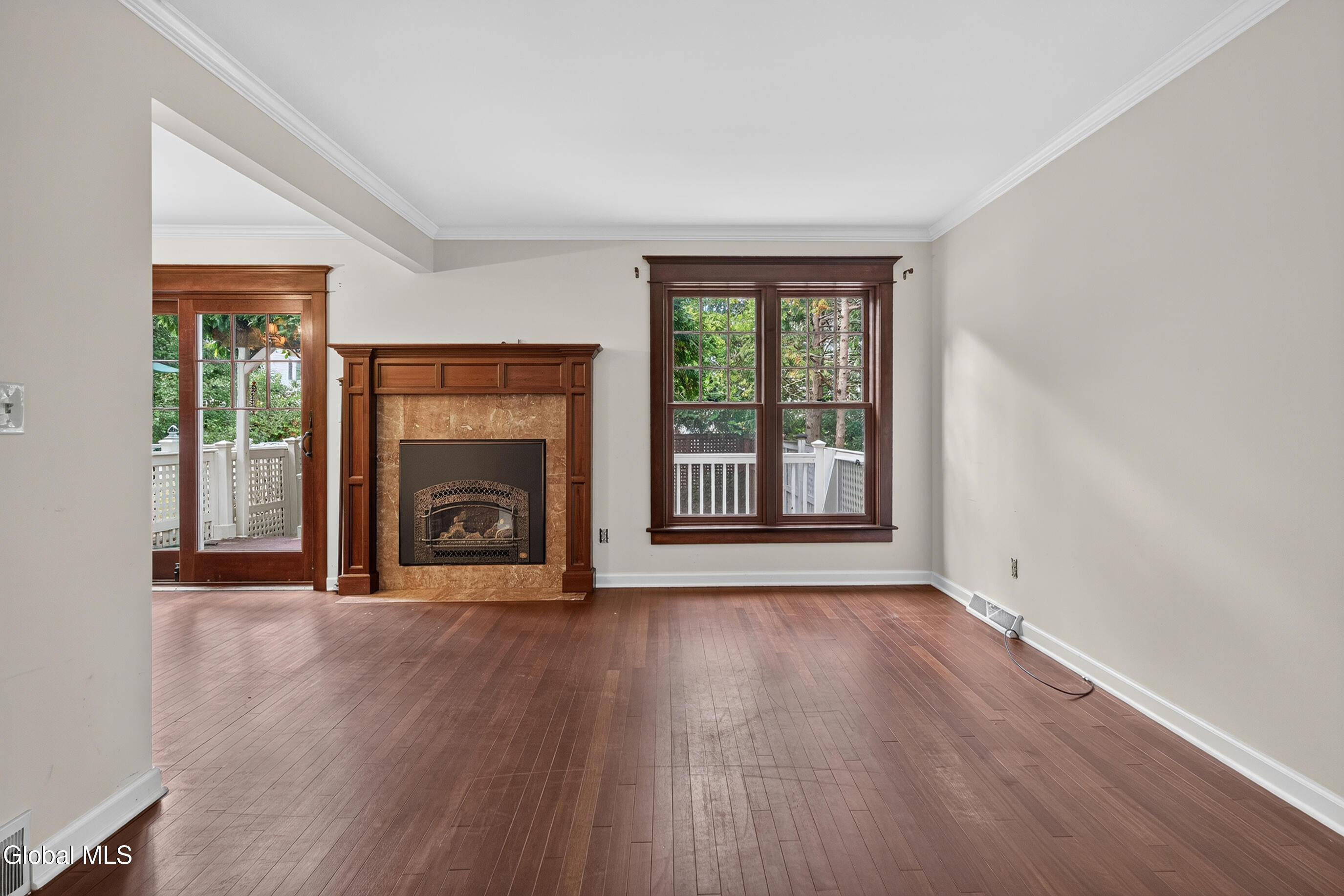 606 Elk Circle Milton NY 12020