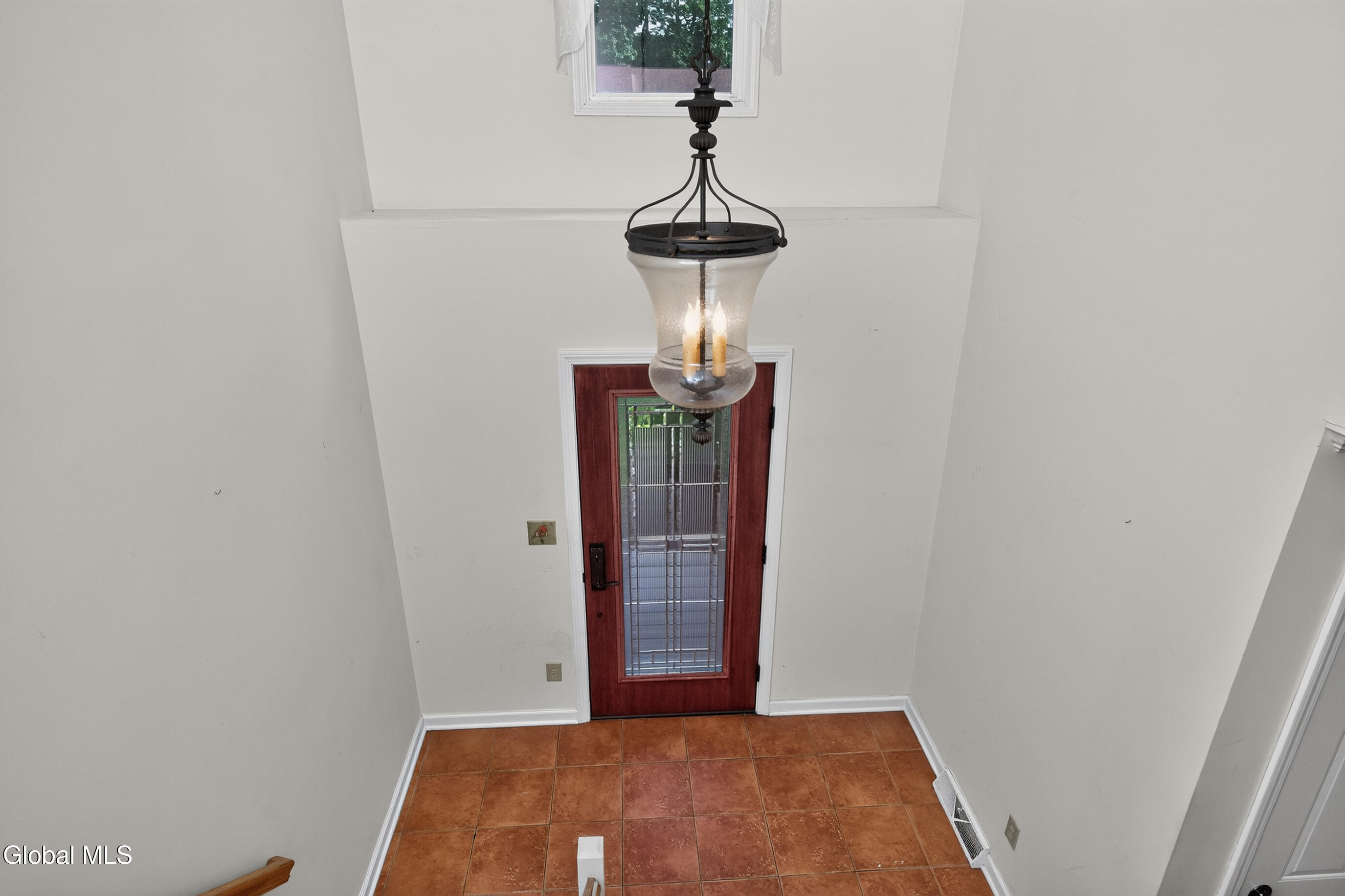 606 Elk Circle Milton NY 12020