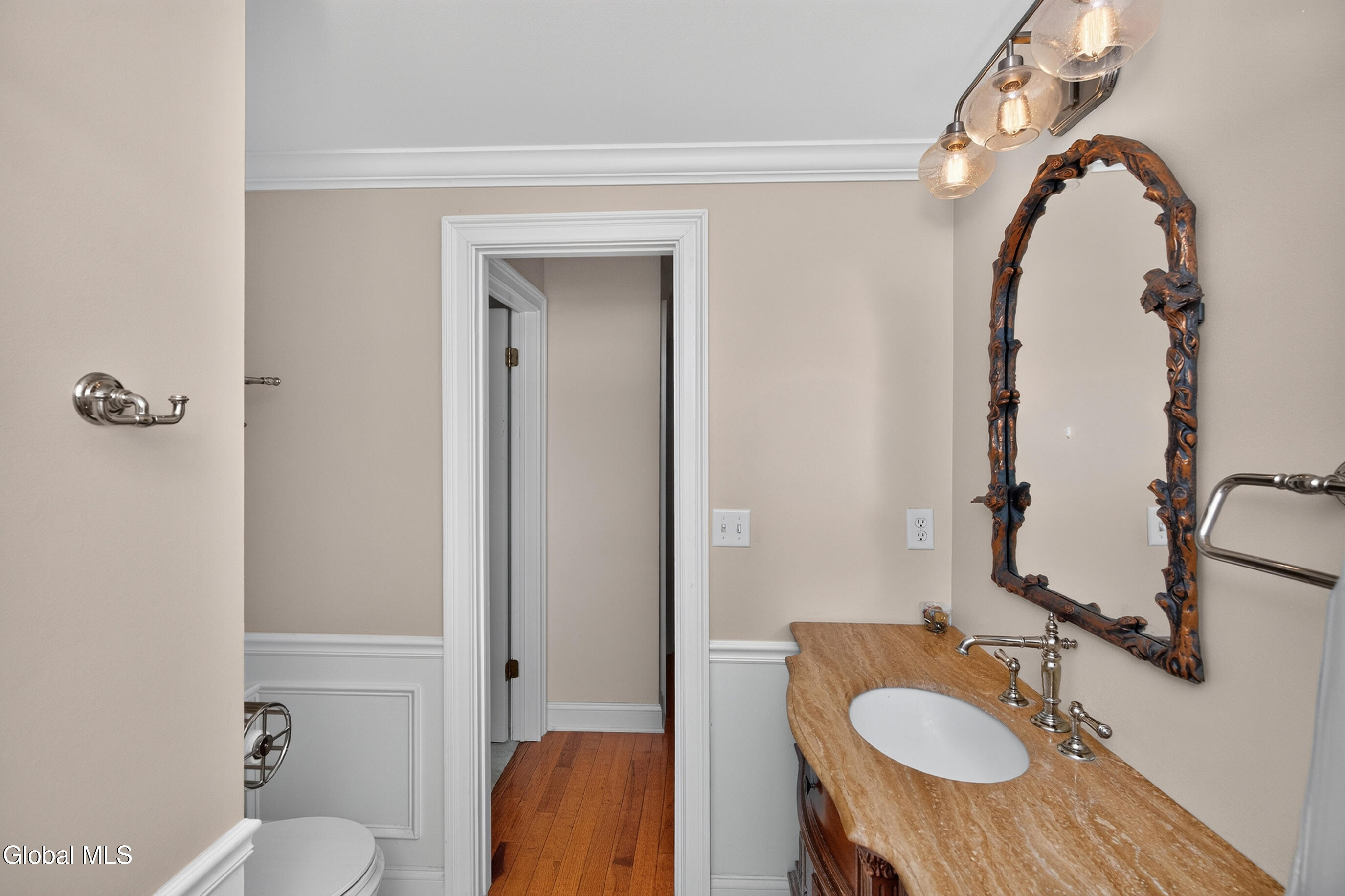 606 Elk Circle Milton NY 12020