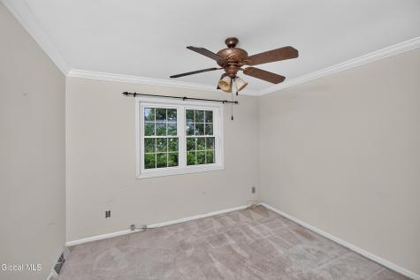 606 Elk Circle Milton NY 12020