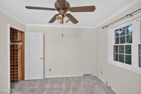 606 Elk Circle Milton NY 12020