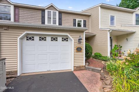 606 Elk Circle Milton NY 12020