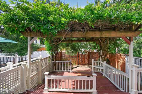 606 Elk Circle Milton NY 12020