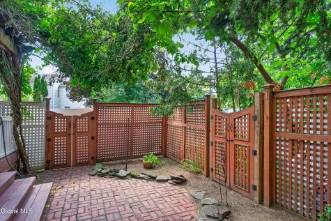 606 Elk Circle Milton NY 12020