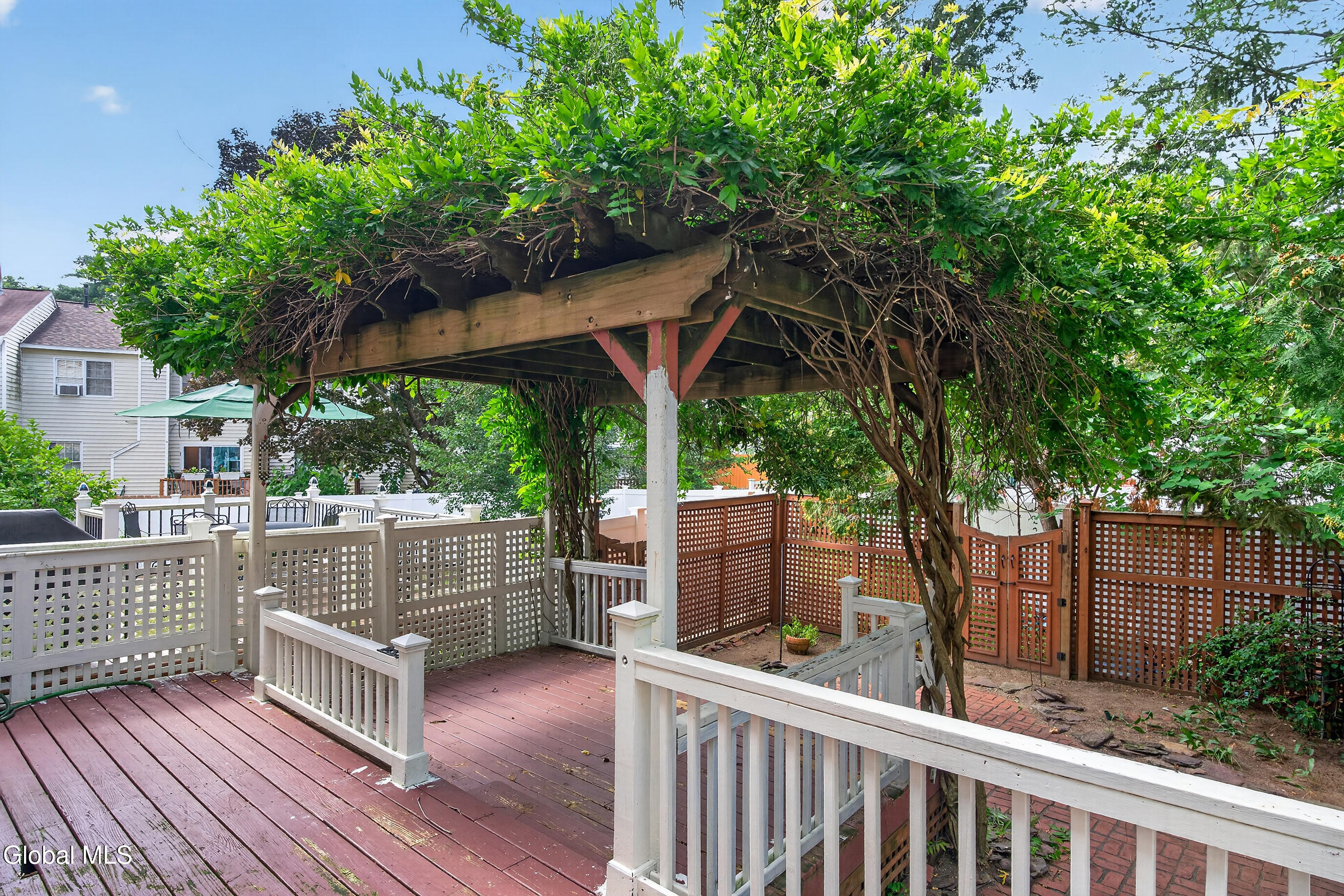 606 Elk Circle Milton NY 12020