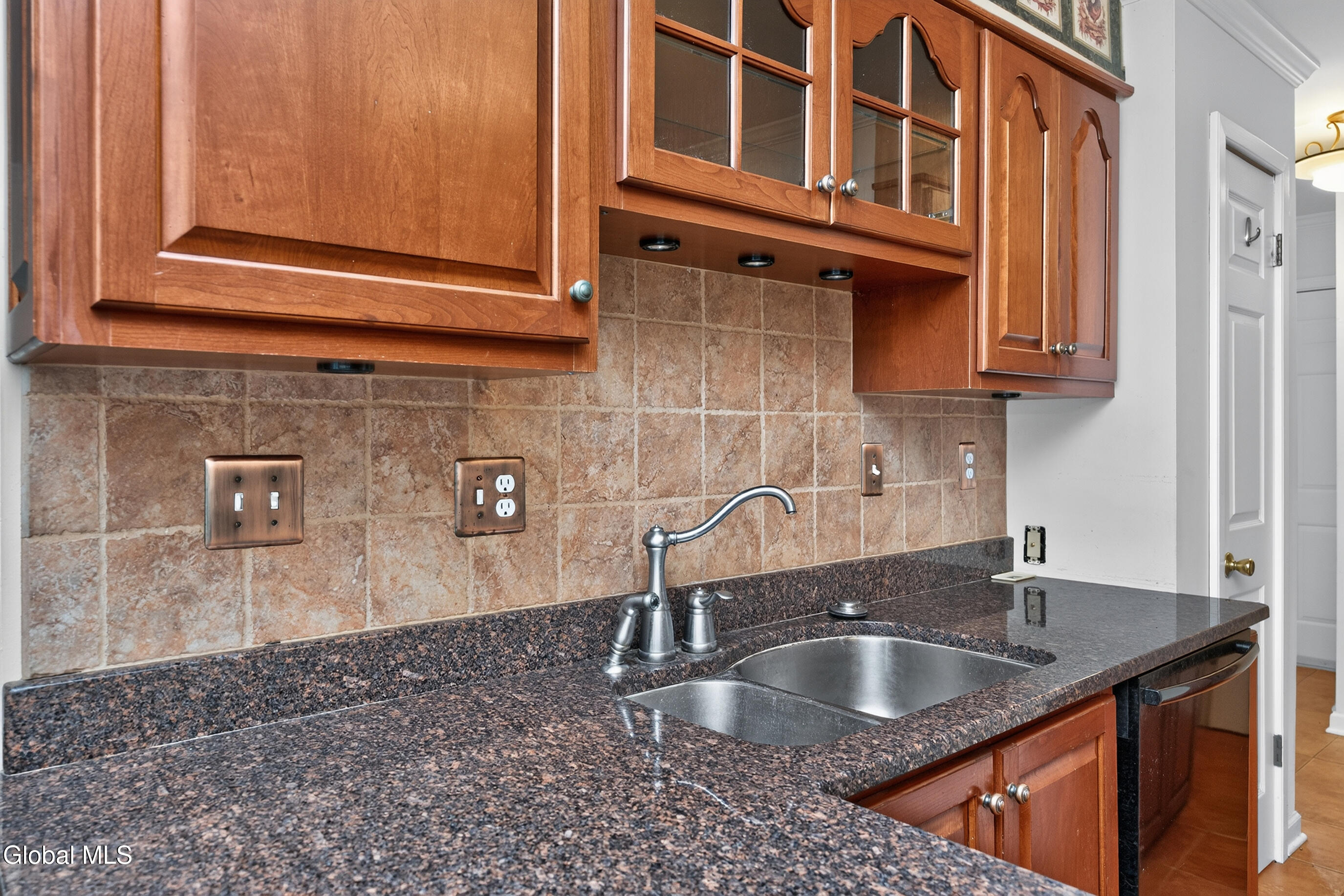 606 Elk Circle Milton NY 12020