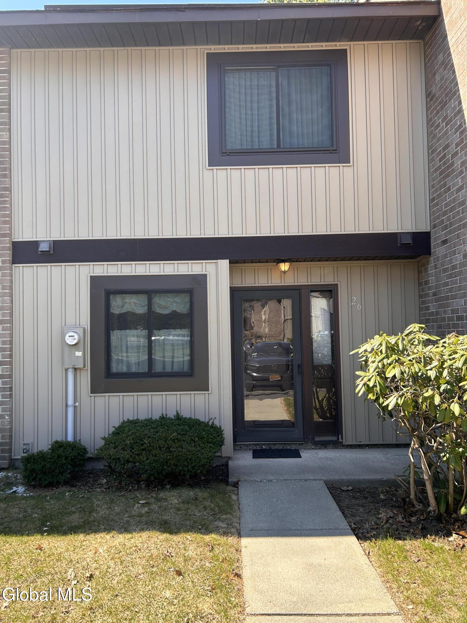 26 Point Of Woods Drive Albany NY 12203