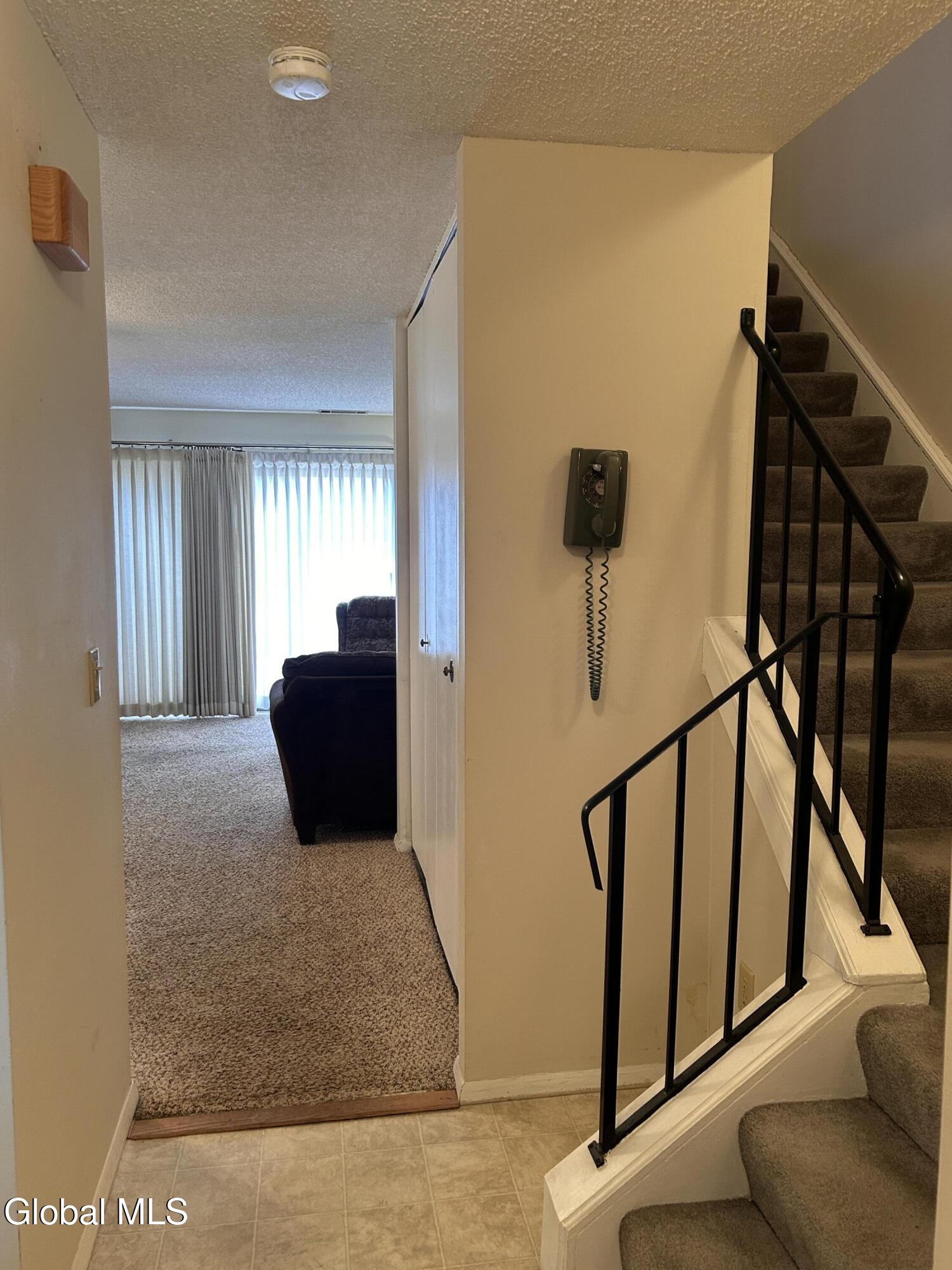 26 Point Of Woods Drive Albany NY 12203