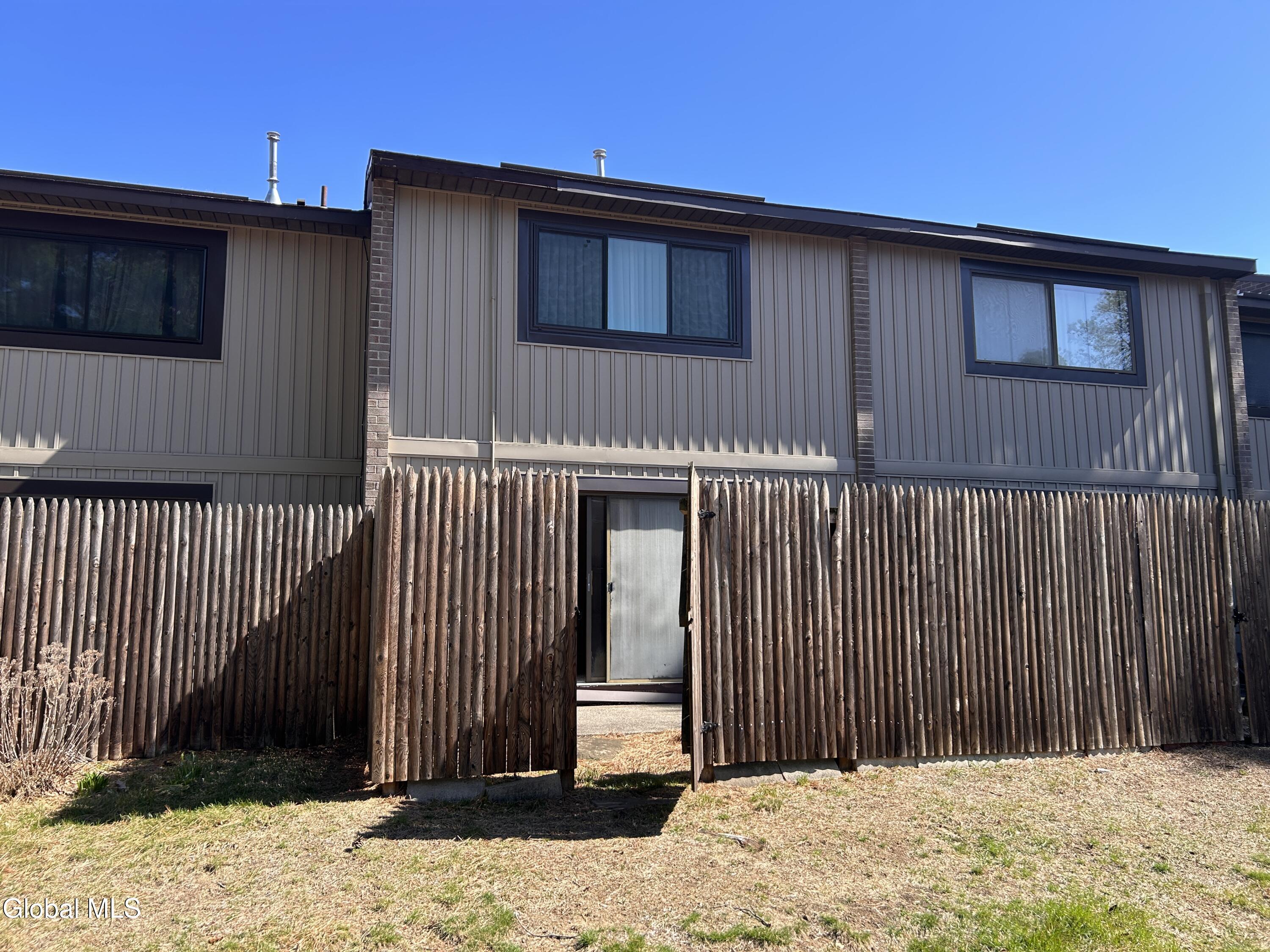 26 Point Of Woods Drive Albany NY 12203