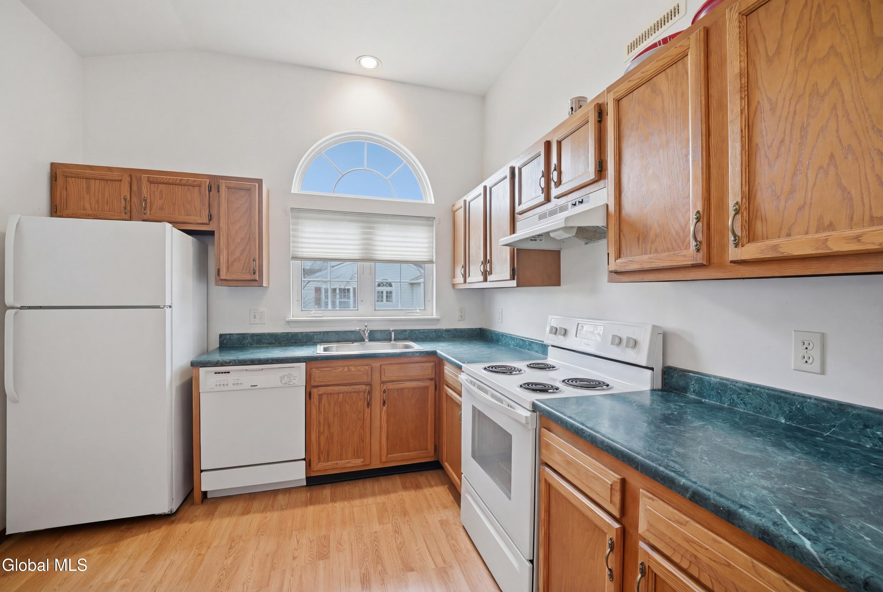 824 Ridge Circle Troy NY 12182