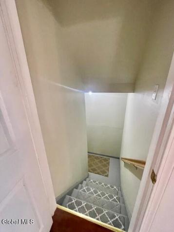 188 Harvard Road Watervliet NY 12189