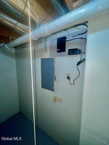 188 Harvard Road Watervliet NY 12189