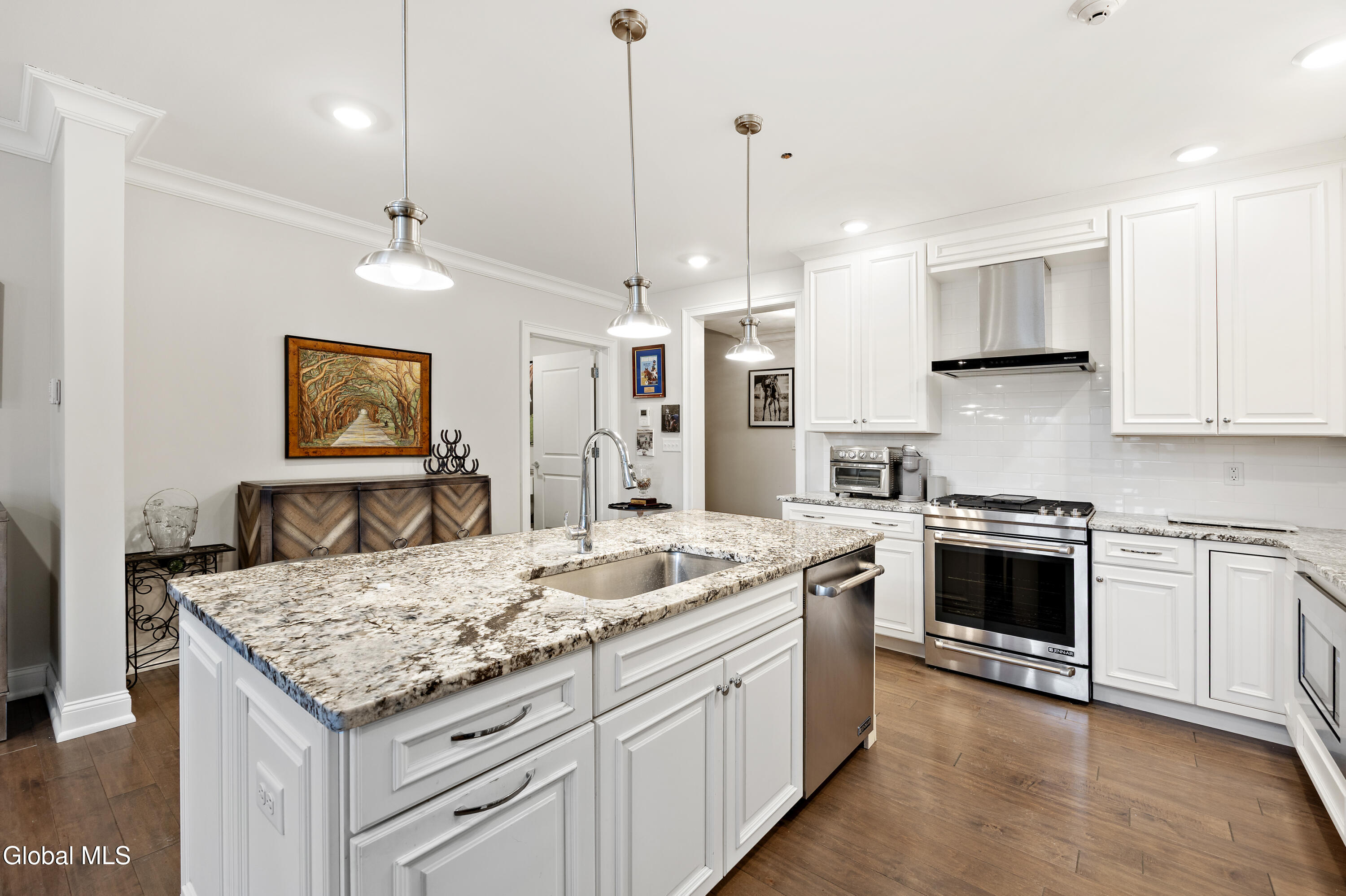 46 Union Avenue Saratoga Springs NY 12866