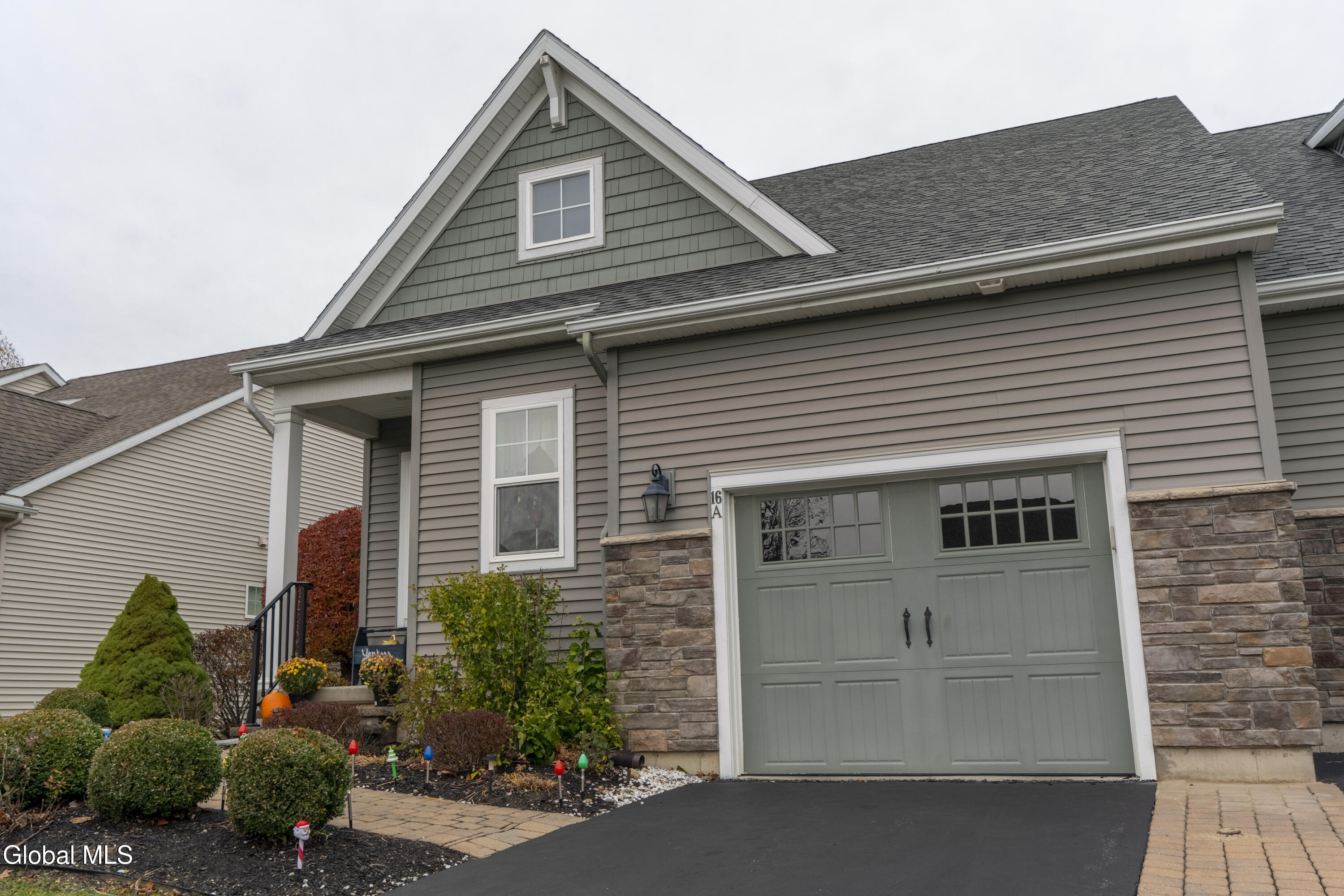 16A Winchester Place Mechanicville NY 12118