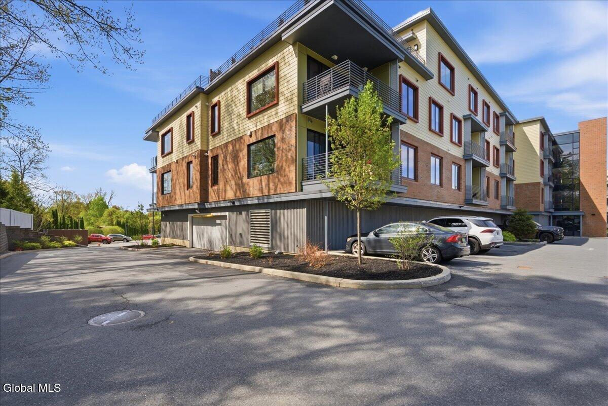 116 West Saratoga Springs NY 12866