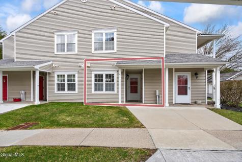102 Evergreen Place Rensselaer NY 12144